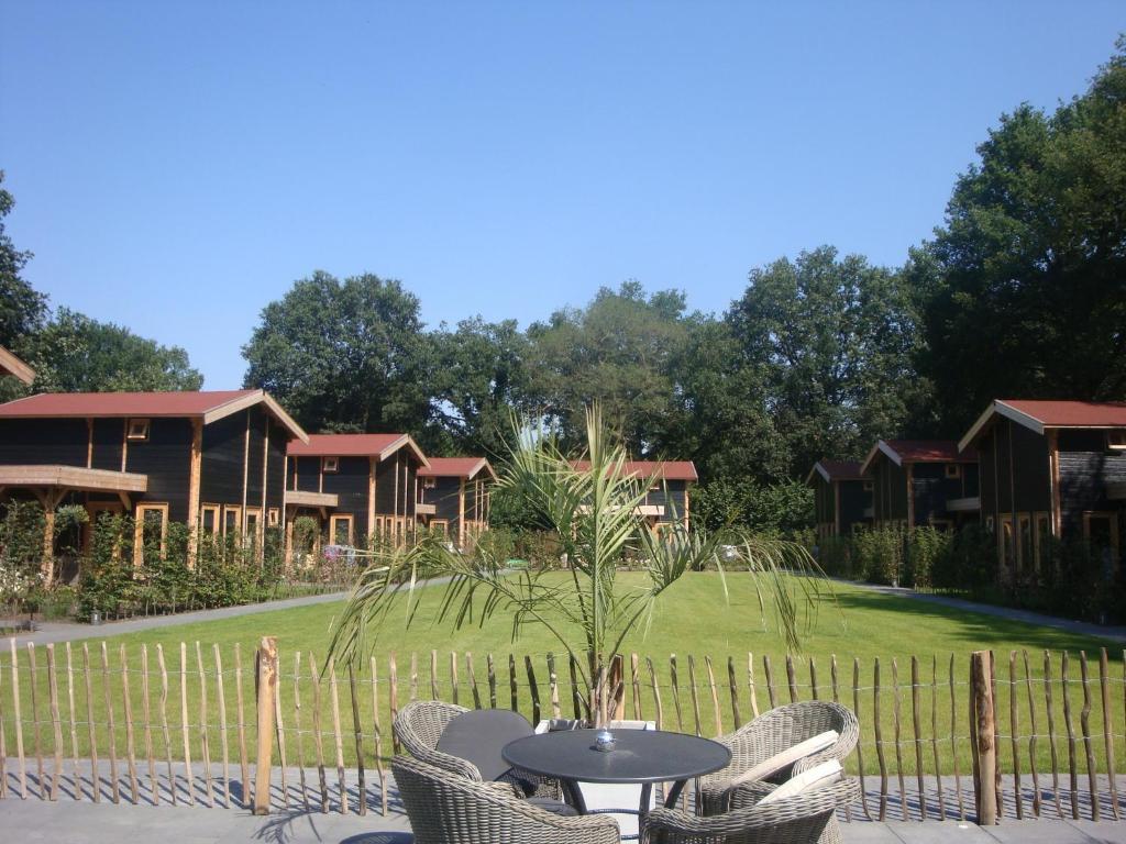 De Eikensingel Hotel Uddel Екстериор снимка
