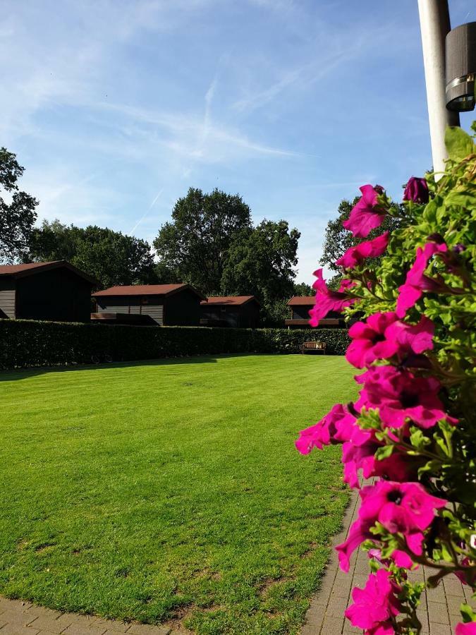 De Eikensingel Hotel Uddel Екстериор снимка